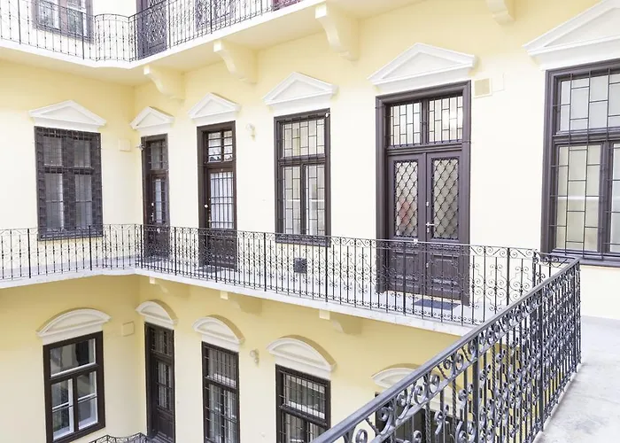 Superior Loft At Basilica